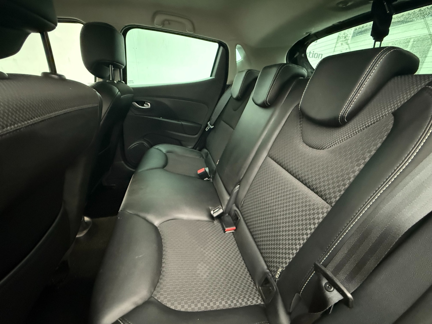 Used Renault Clio 2019 for sale - 76748929: Photo 18