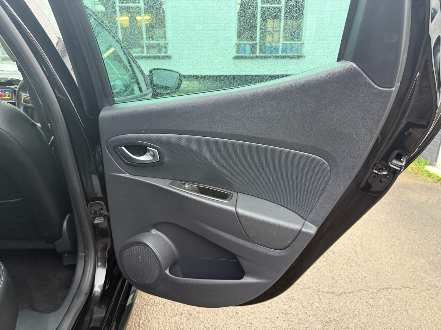 Used Renault Clio 2019 for sale - 76748929: Photo 23