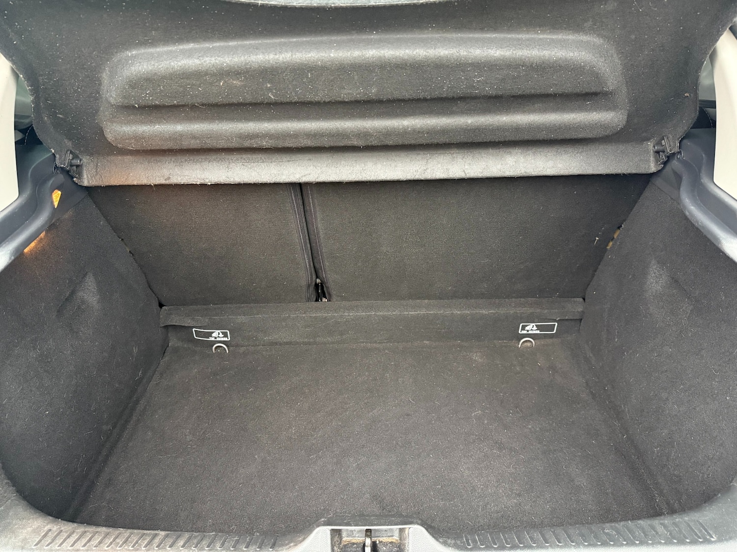 Used Renault Clio 2019 for sale - 76748929: Photo 24