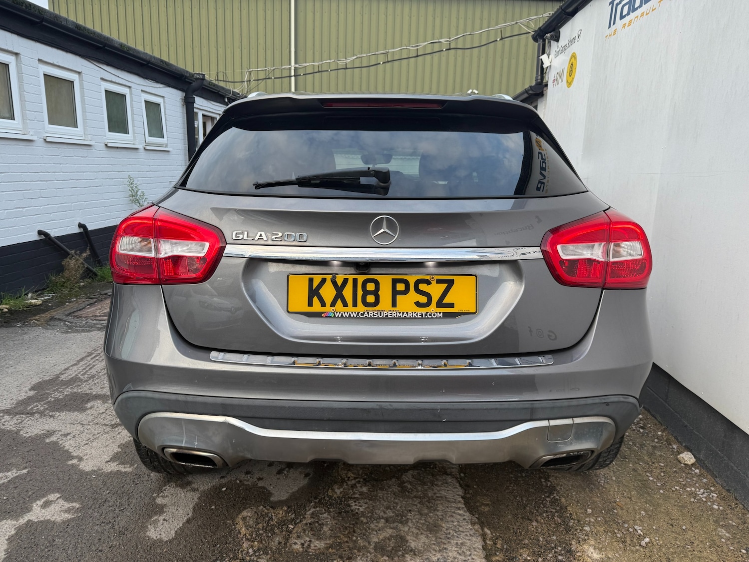 Used Mercedes-Benz GLA 2018 for sale - 76492298: Photo 11