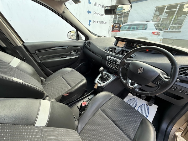 Used Renault Grand Scenic 2013 for sale - 75537488: Photo 12