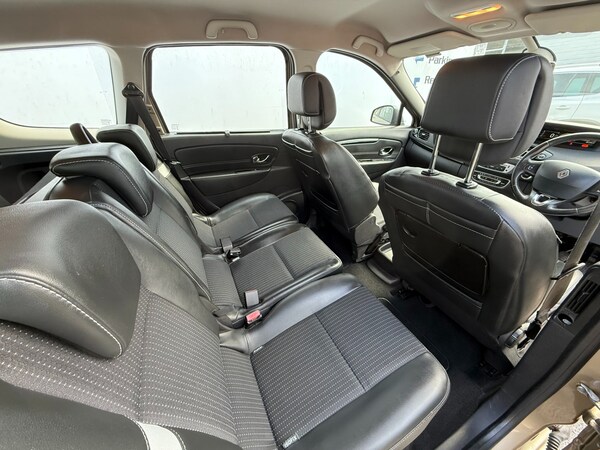 Used Renault Grand Scenic 2013 for sale - 75537488: Photo 13