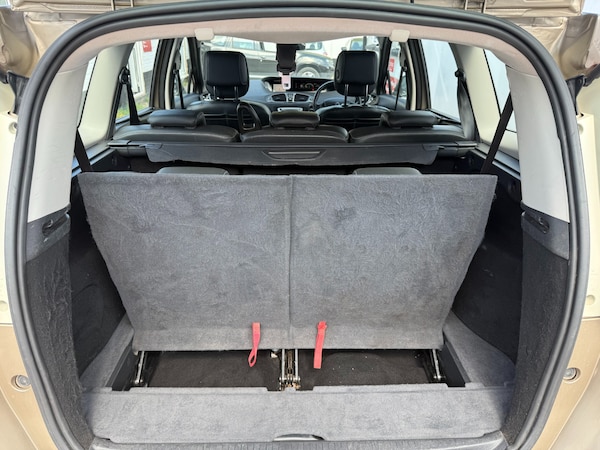 Used Renault Grand Scenic 2013 for sale - 75537488: Photo 16