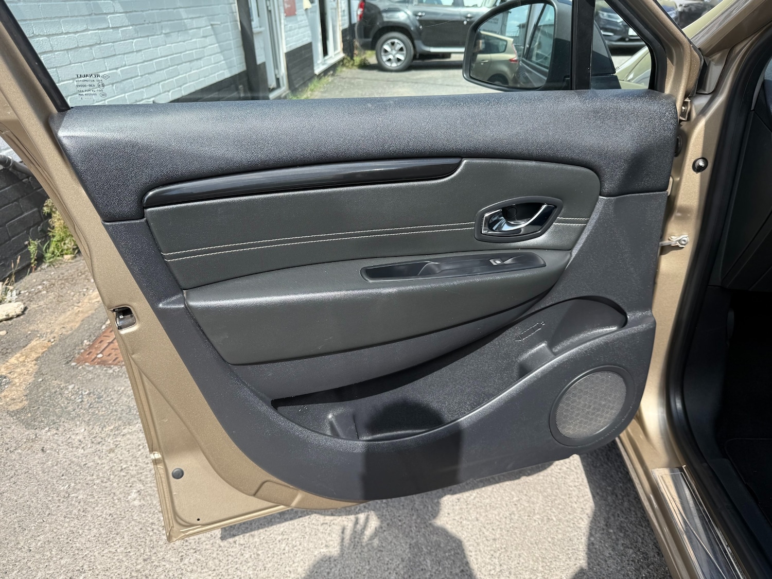 Vehicle 19