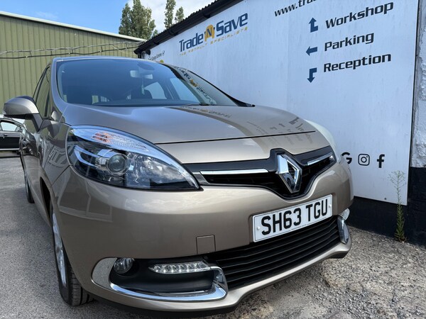Used Renault Grand Scenic 2013 for sale - 75537488: Photo 2