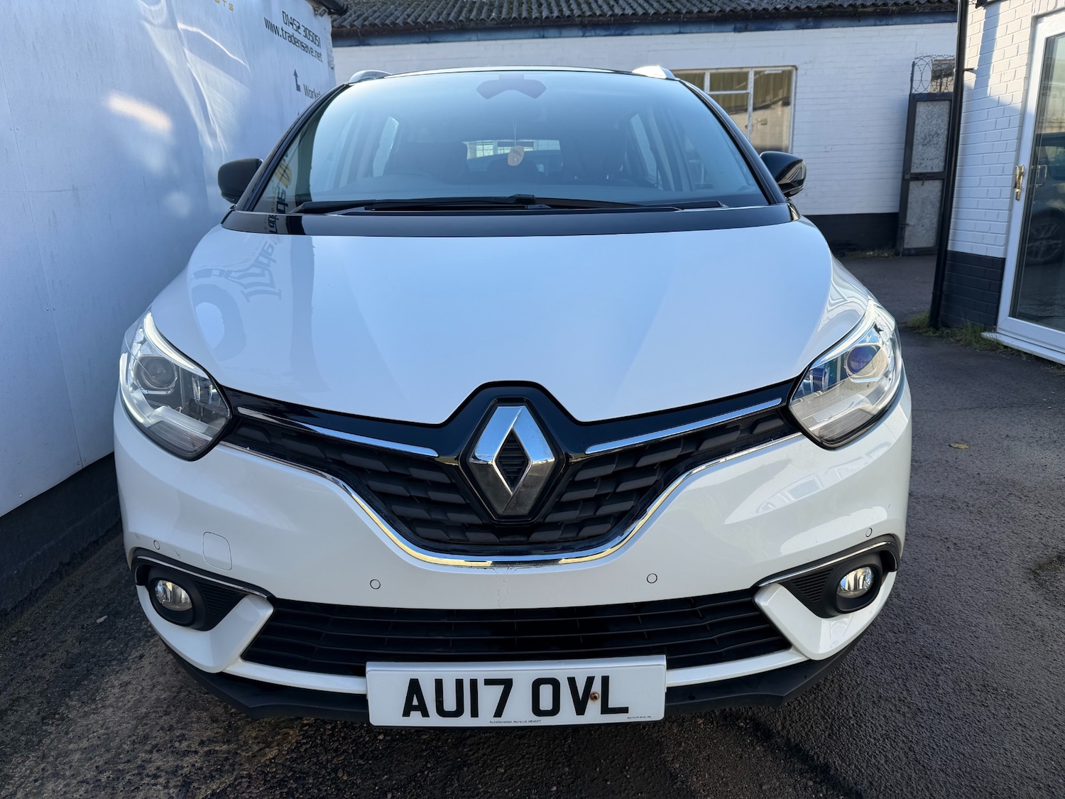 Used Renault Grand Scenic 2017 for sale - 77221384: Photo 10