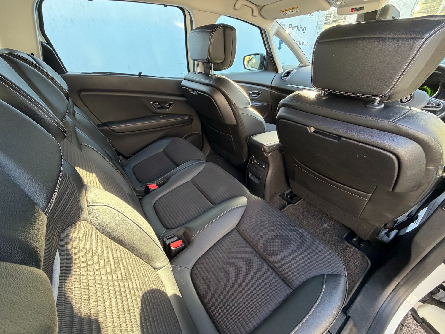 Used Renault Grand Scenic 2017 for sale - 77221384: Photo 20