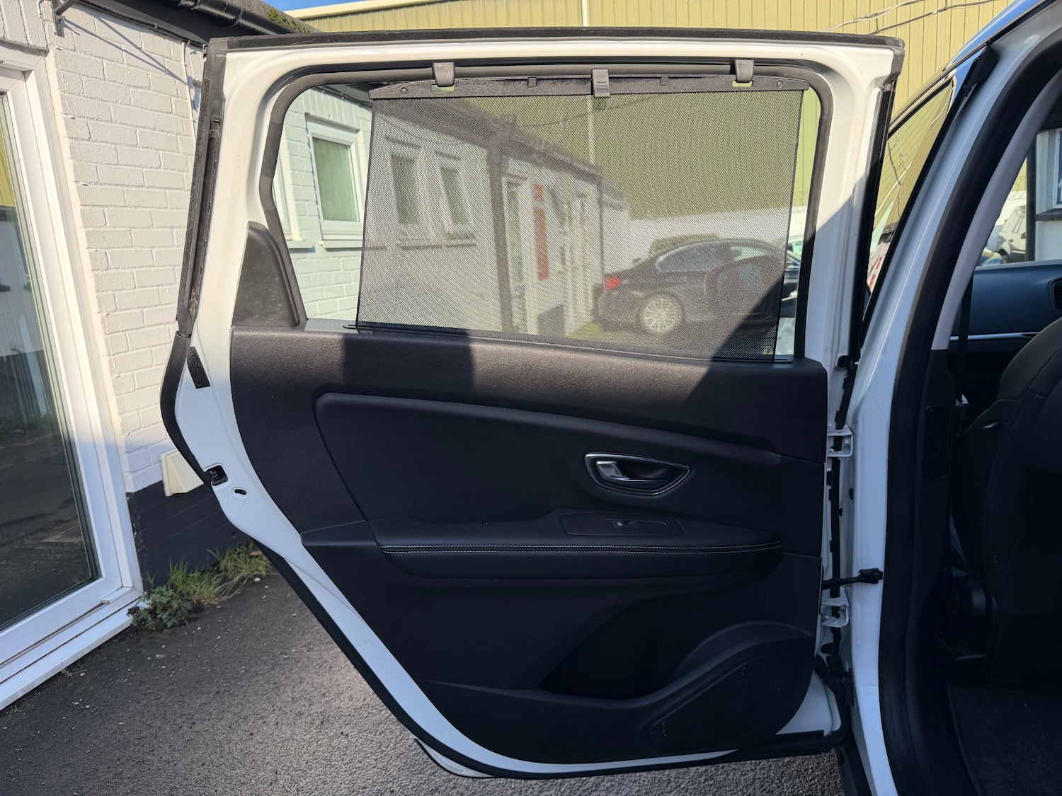 Used Renault Grand Scenic 2017 for sale - 77221384: Photo 27