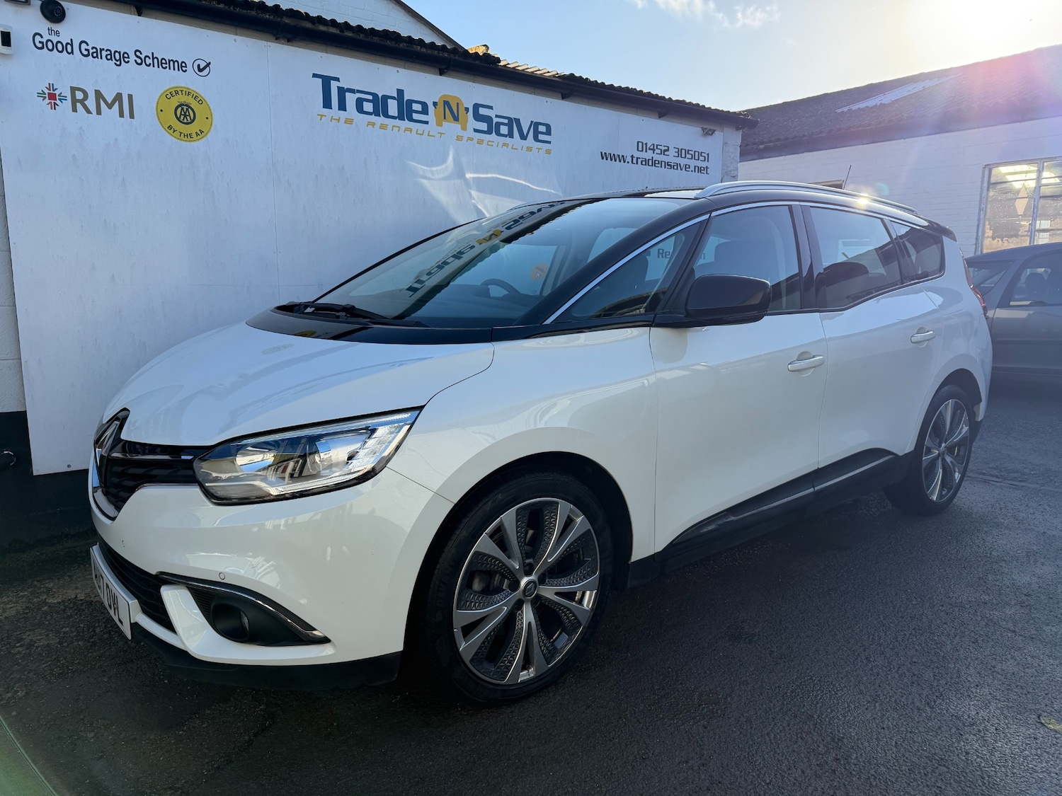 Used Renault Grand Scenic 2017 for sale - 77221384: Photo 5
