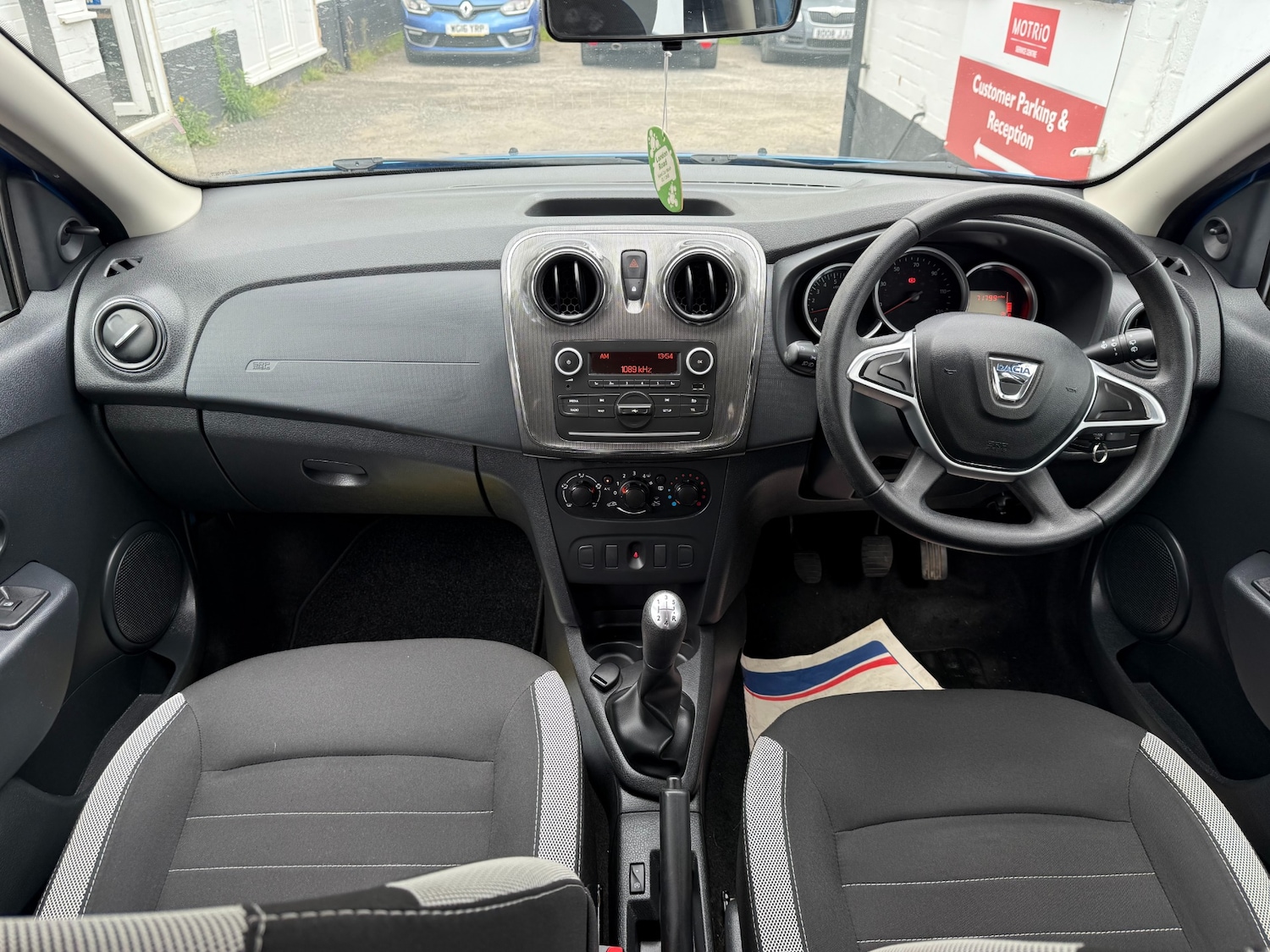 Used Dacia Sandero Stepway 2017 for sale - 76218518: Photo 12