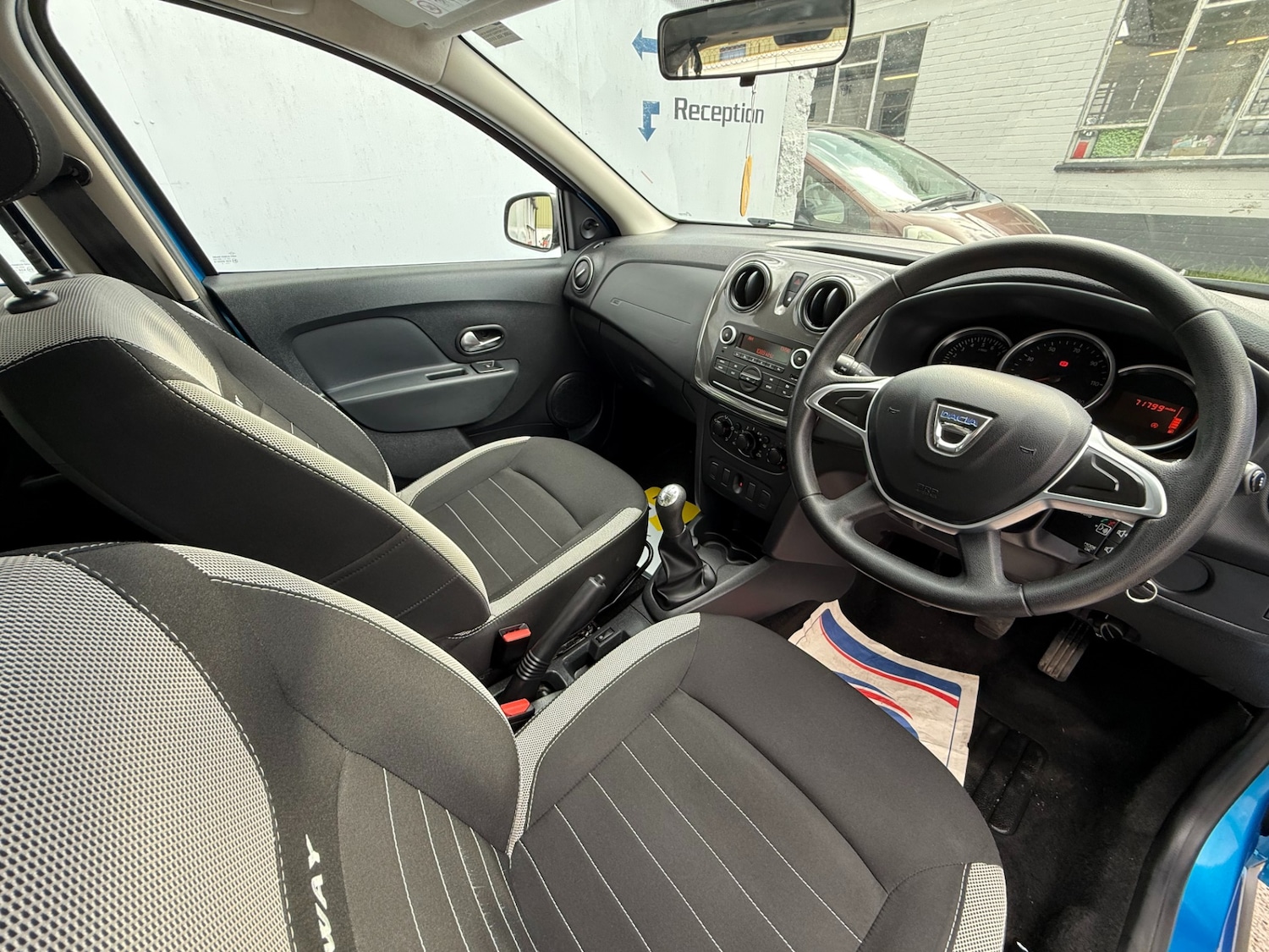 Used Dacia Sandero Stepway 2017 for sale - 76218518: Photo 13