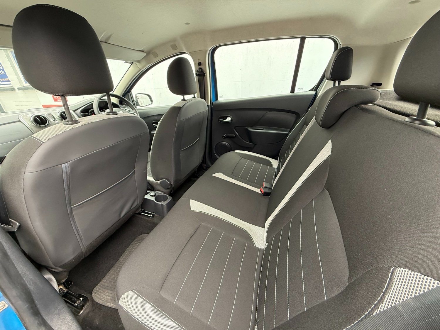 Used Dacia Sandero Stepway 2017 for sale - 76218518: Photo 17