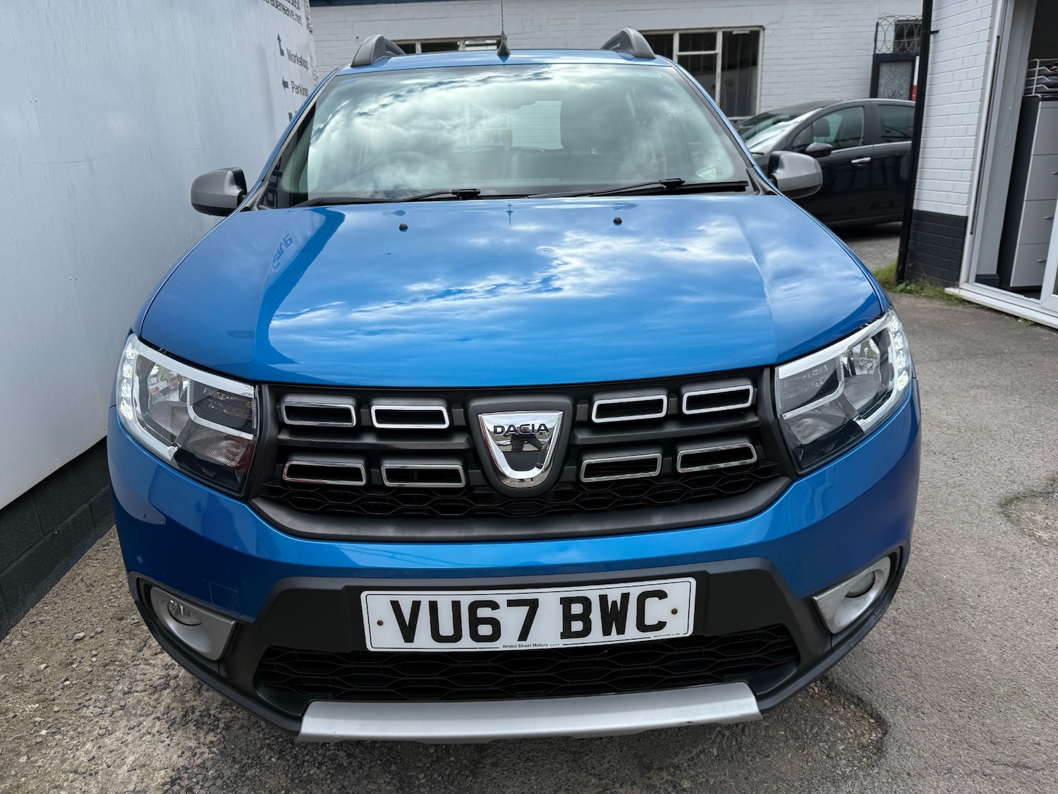 Used Dacia Sandero Stepway 2017 for sale - 76218518: Photo 9