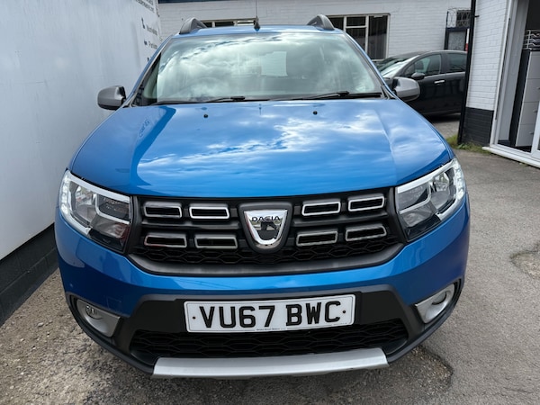 Used Dacia Sandero Stepway 2017 for sale - 76218518: Photo 9