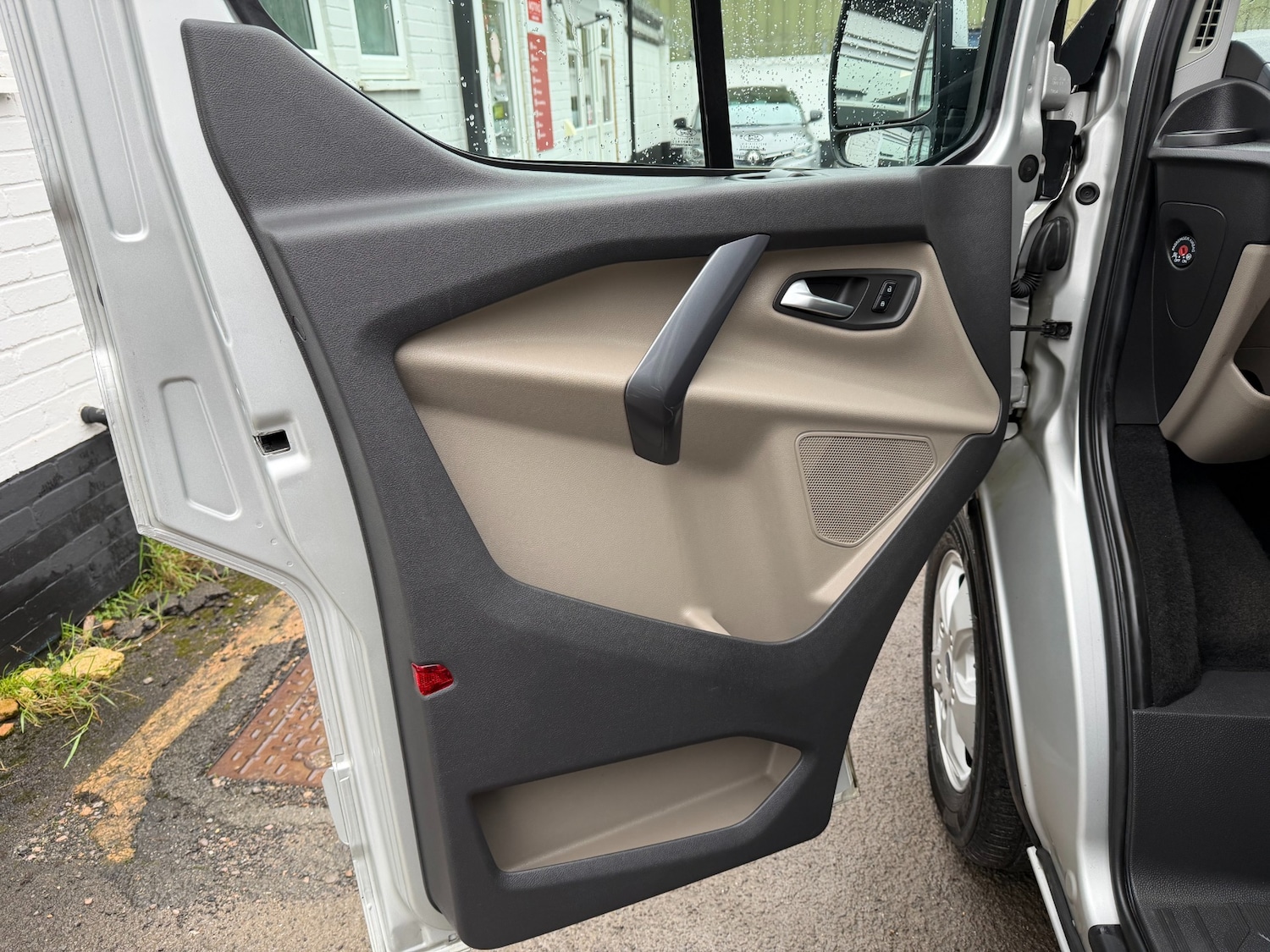 Used Ford Tourneo Custom 2017 for sale - 77179968: Photo 25