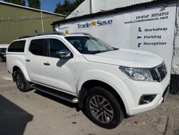 Used Nissan Navara 2018 for sale - 74602141: Photo