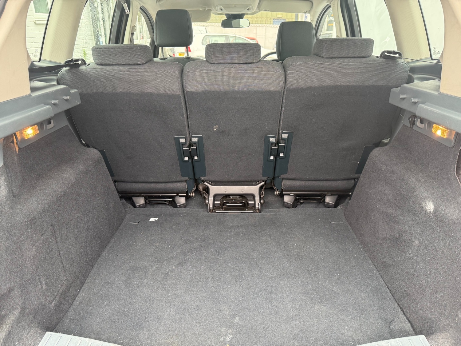 Used Ford C-Max 2014 for sale - 76598972: Photo 14