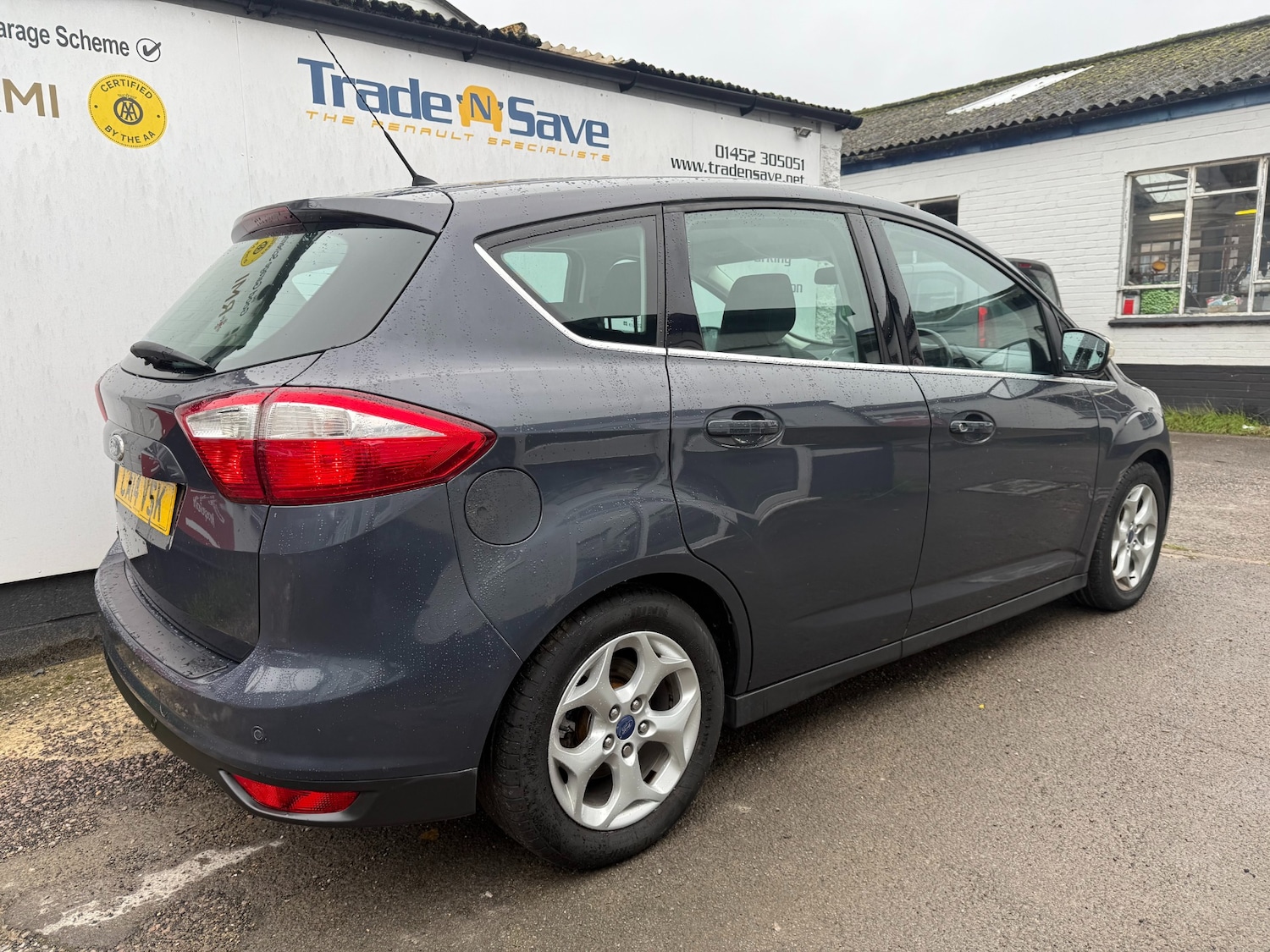 Used Ford C-Max 2014 for sale - 76598972: Photo 4