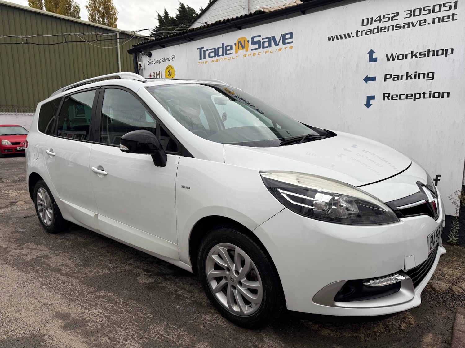 Used Renault Grand Scenic 2015 for sale - 76488500: Photo 1