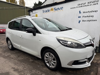 Used Renault Grand Scenic 2015 for sale - 76488500: Photo