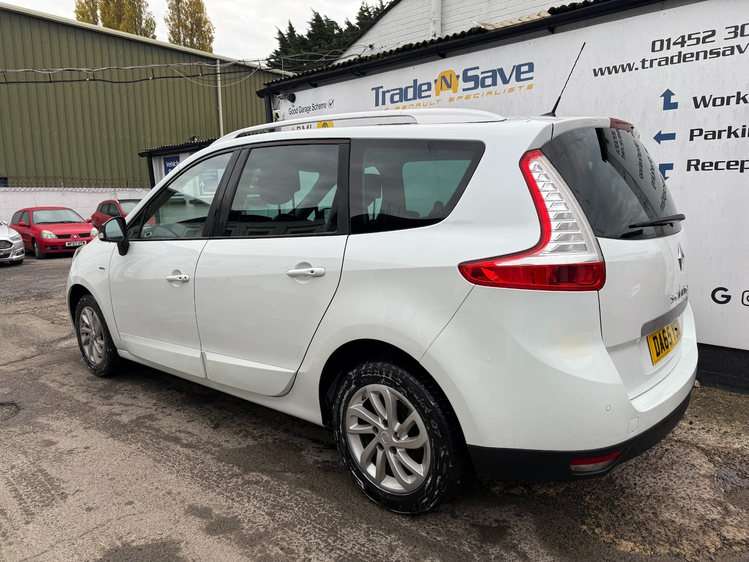 Used Renault Grand Scenic 2015 for sale - 76488500: Photo 6