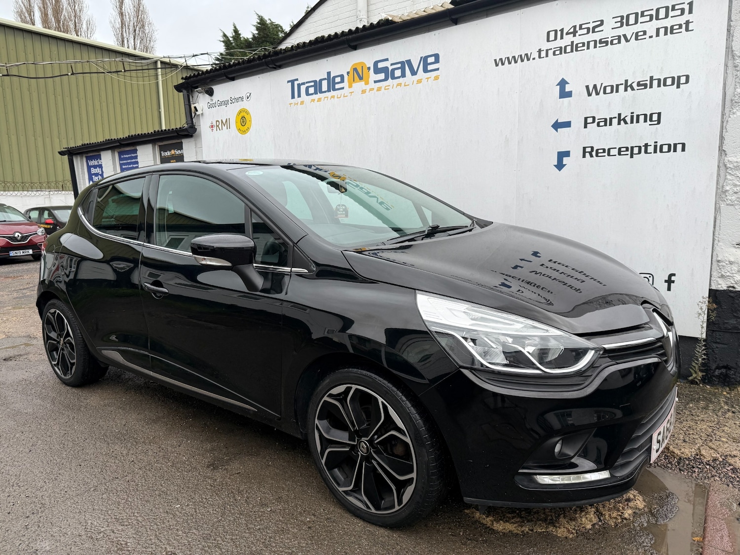 Used Renault Clio 2018 for sale - 76877687: Photo 1