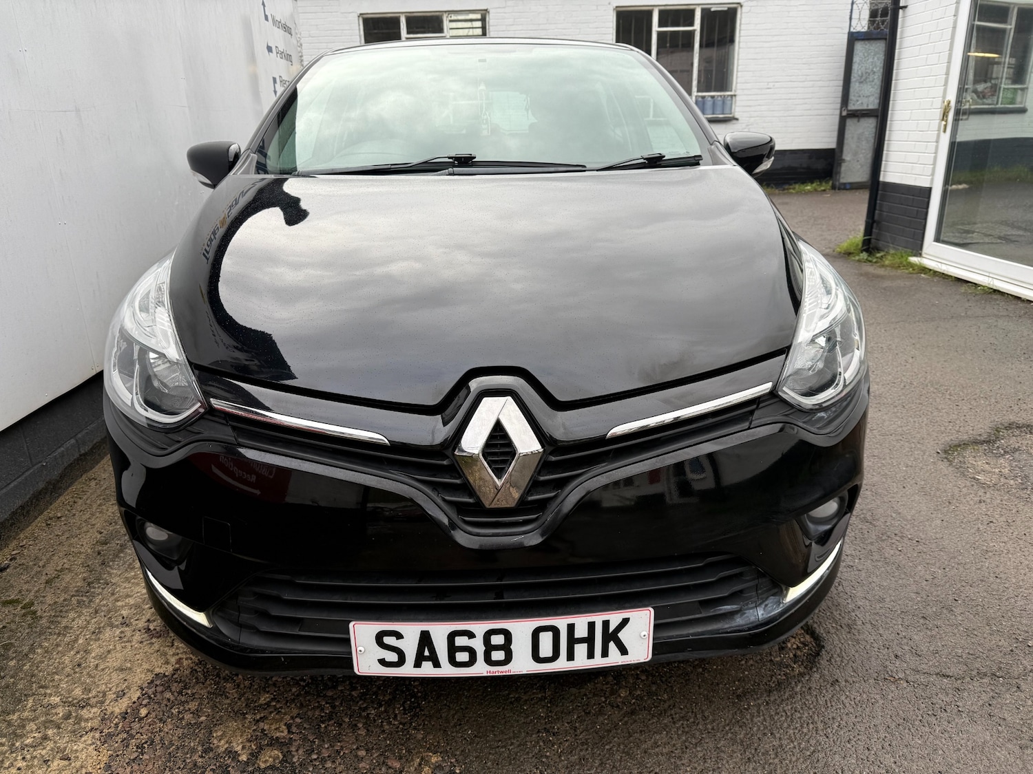 Used Renault Clio 2018 for sale - 76877687: Photo 9