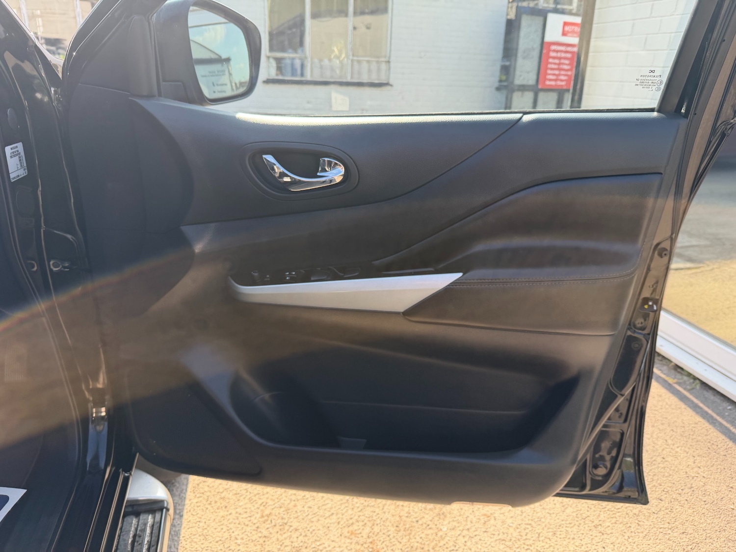 Used Nissan Navara 2017 for sale - 78028276: Photo 21