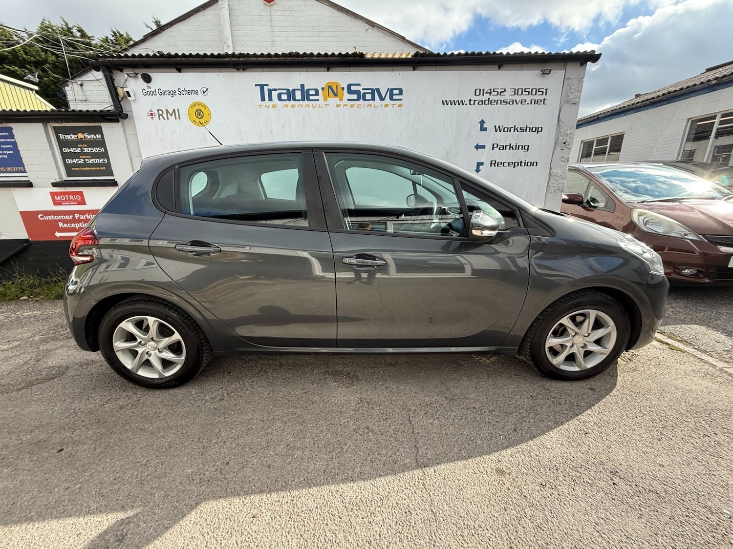 Used Peugeot 208 2016 for sale - 76218022: Photo 3