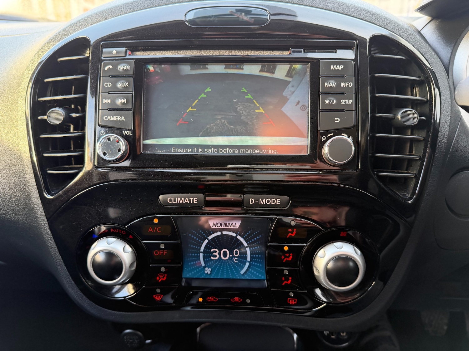 Used Nissan Juke 2013 for sale - 76932338: Photo 21