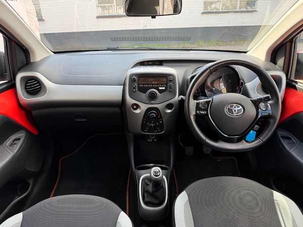 Used Toyota AYGO 2015 for sale - 74060704: Photo 14