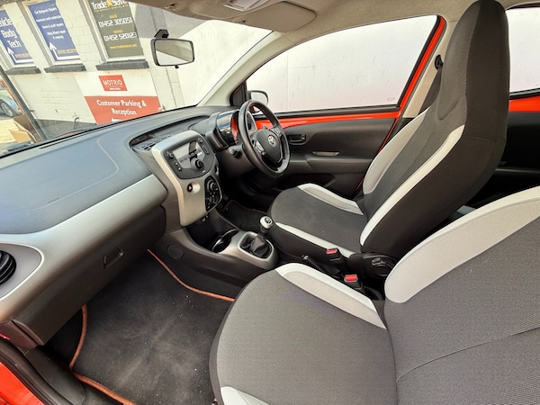 Used Toyota AYGO 2015 for sale - 74060704: Photo 16