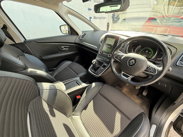 Used Renault Scenic 2017 for sale - 76206234: Photo 18