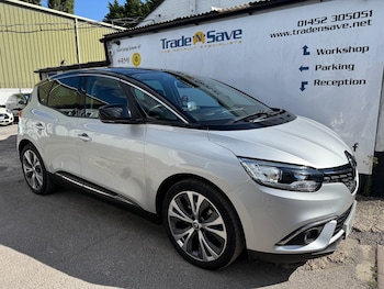 2017 (17) - 1.2 TCE 130 Dynamique S Nav 5dr