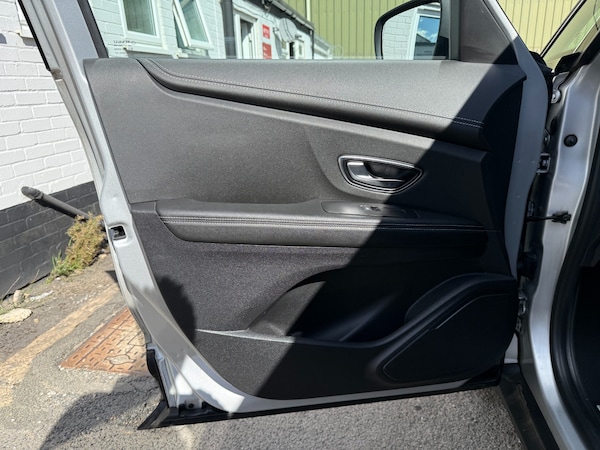 Used Renault Scenic 2017 for sale - 76206234: Photo 22