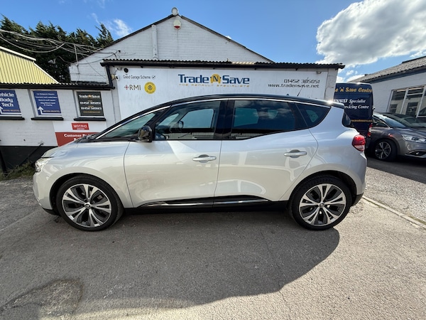 Used Renault Scenic 2017 for sale - 76206234: Photo 8