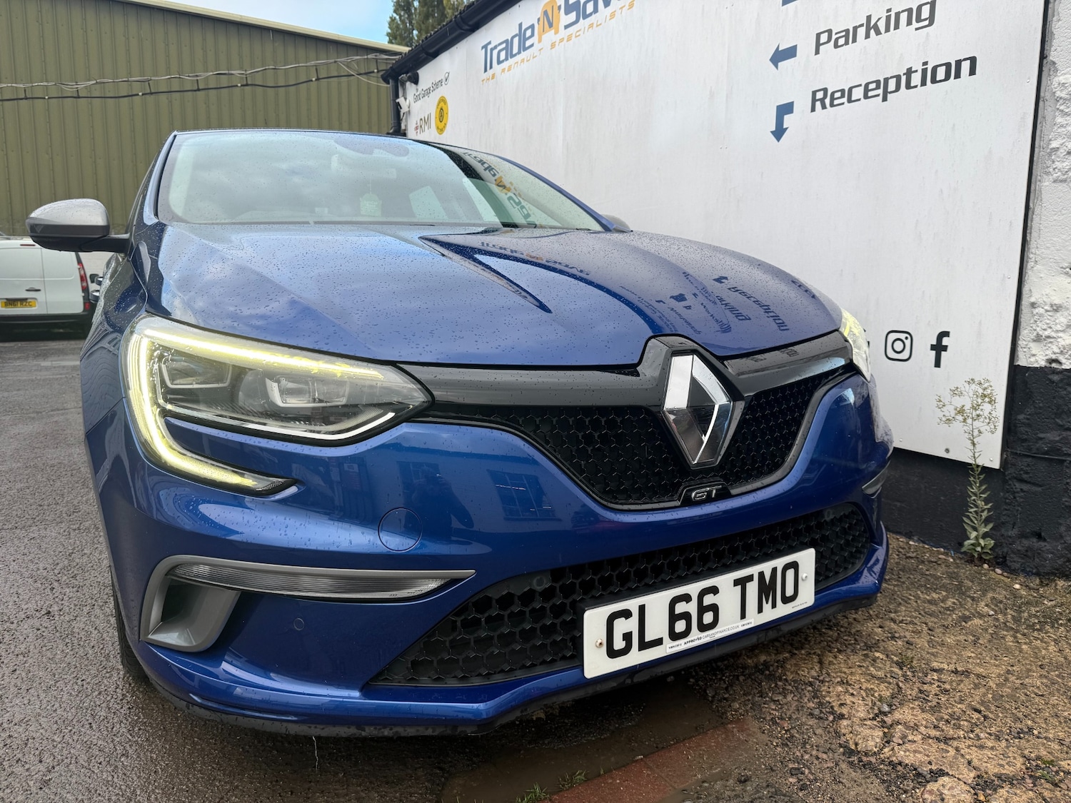 Used Renault Megane 2016 for sale - 76329448: Photo 2