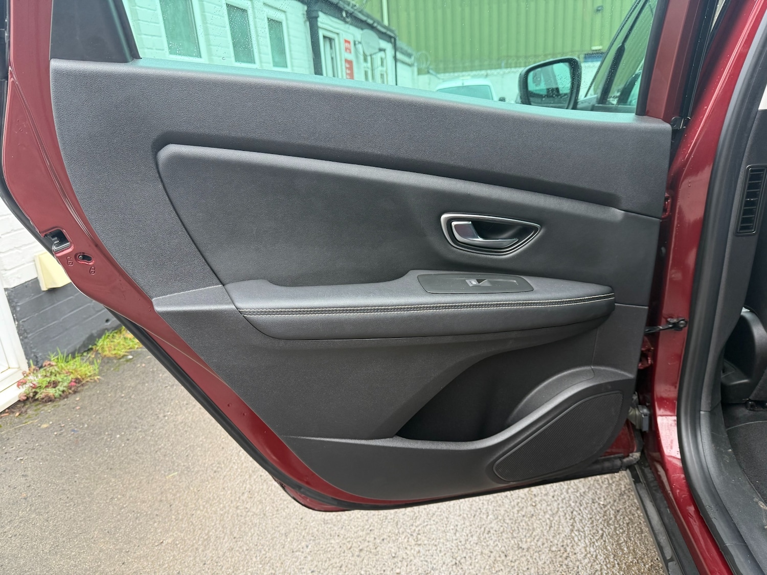 Used Renault Grand Scenic 2019 for sale - 76877421: Photo 25