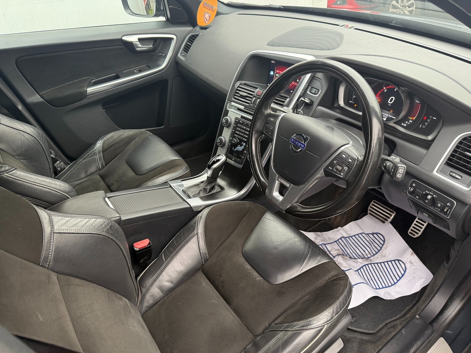 Used Volvo XC60 2017 for sale - 76718887: Photo 13