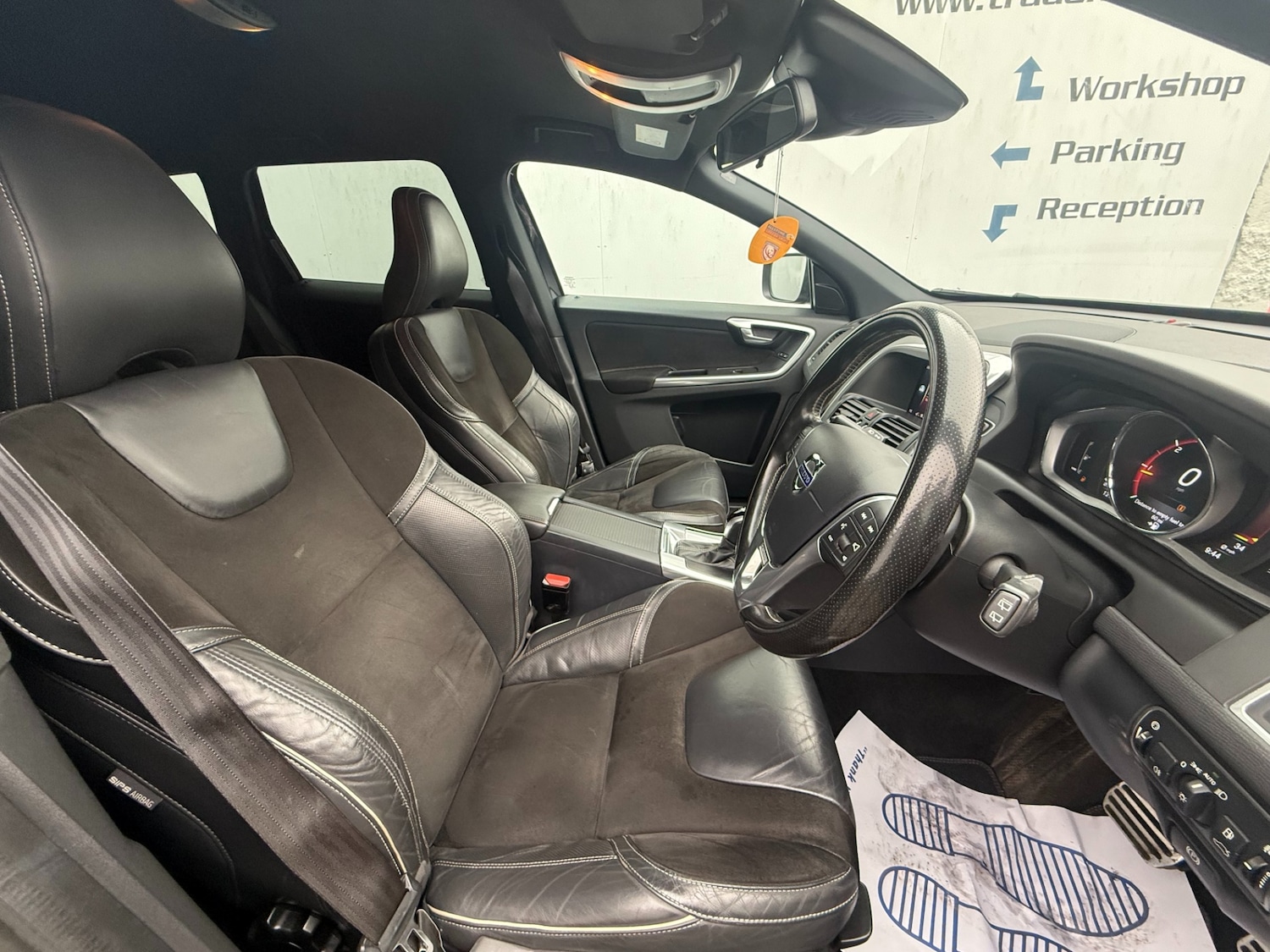 Used Volvo XC60 2017 for sale - 76718887: Photo 15