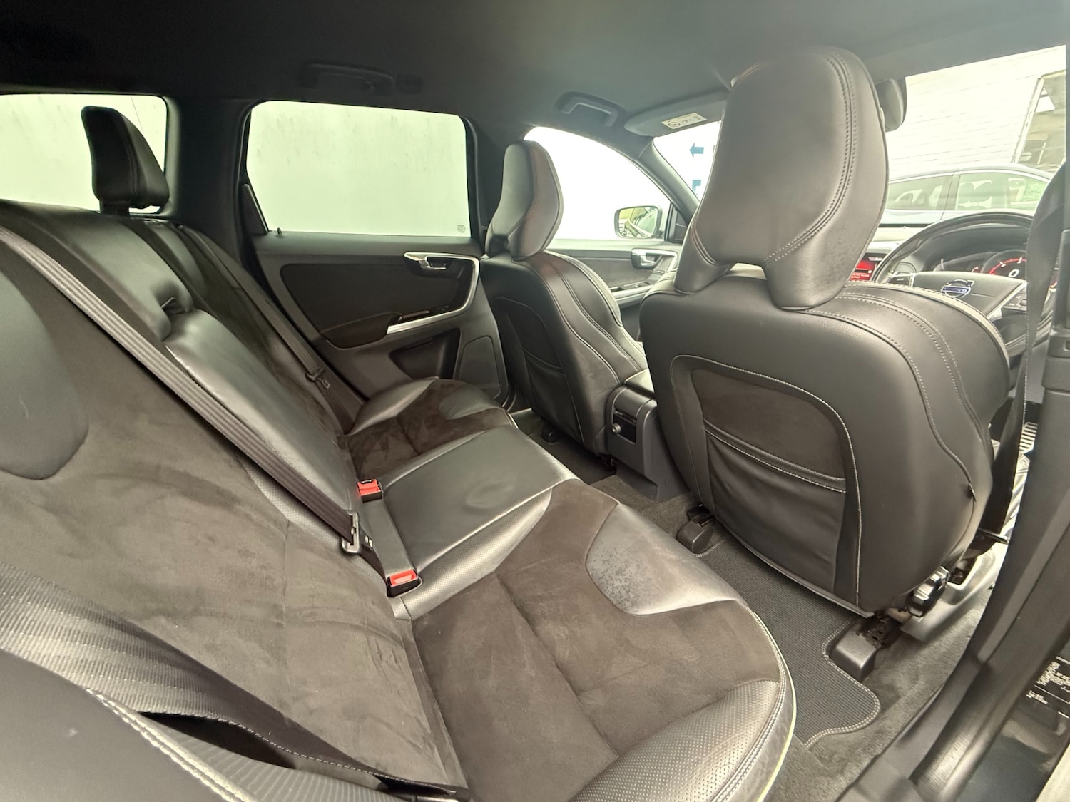 Used Volvo XC60 2017 for sale - 76718887: Photo 19