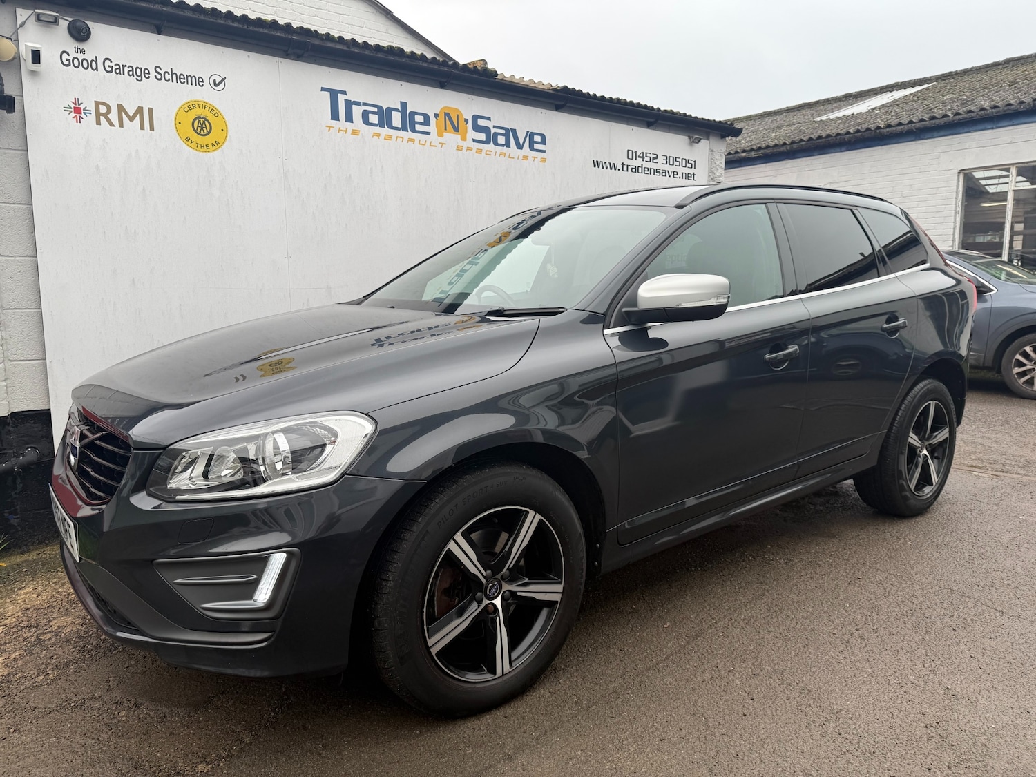 Used Volvo XC60 2017 for sale - 76718887: Photo 5