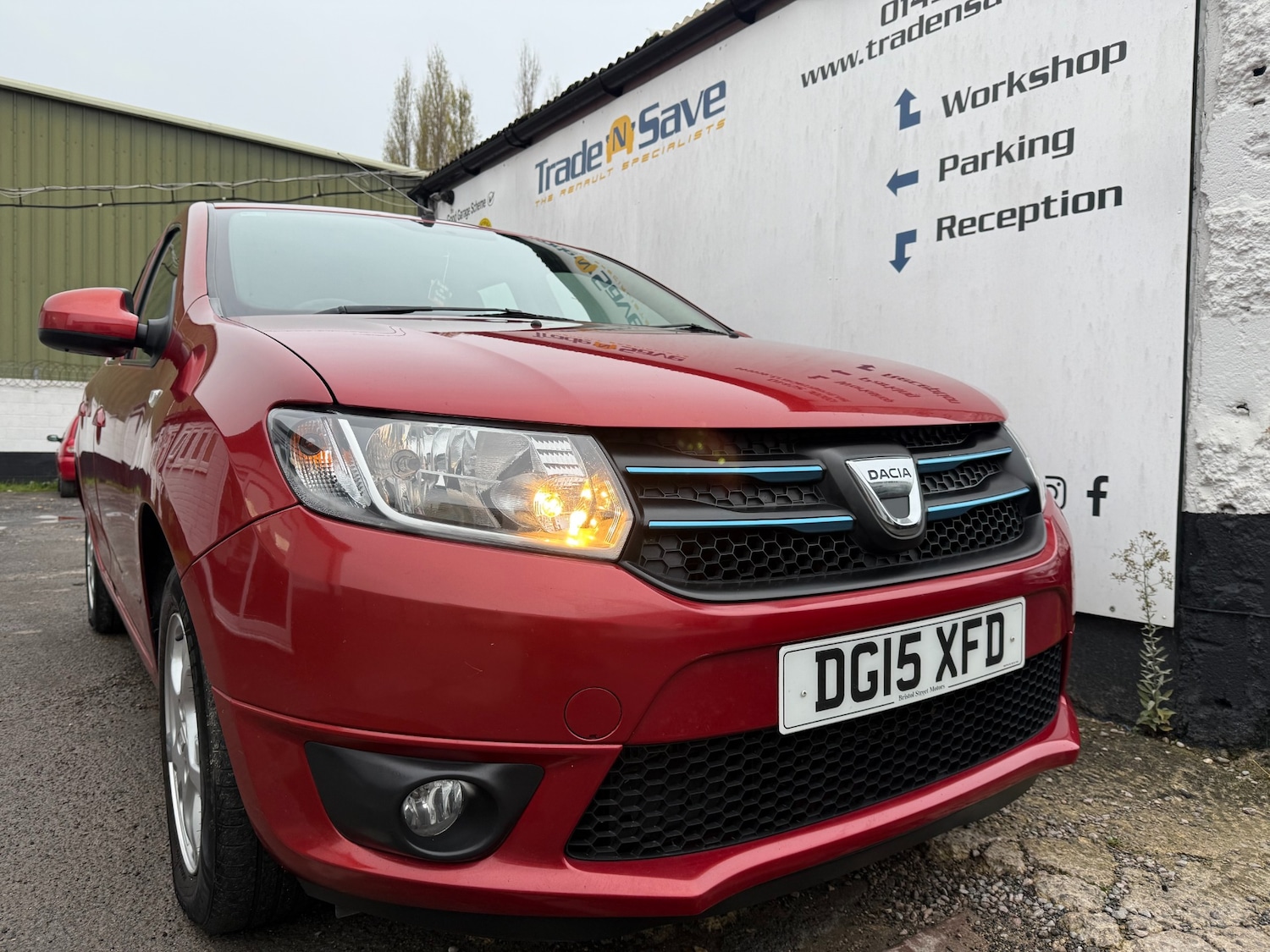 Used Dacia Sandero 2015 for sale - 76599535: Photo 2