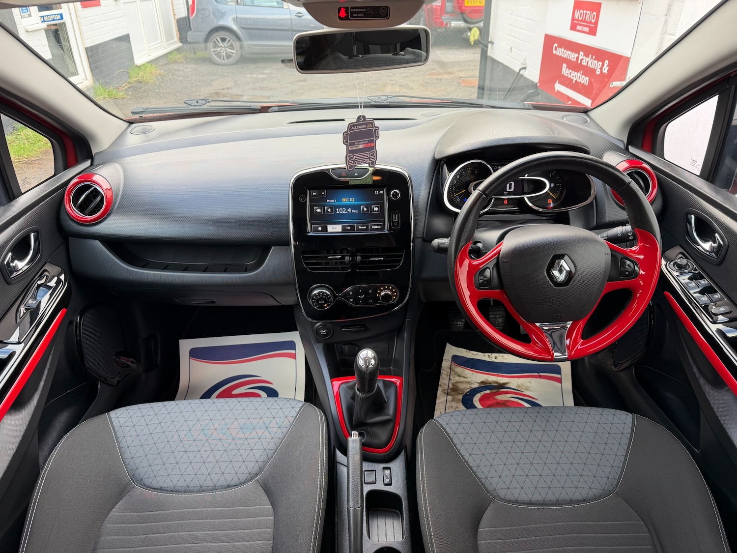 Used Renault Clio 2014 for sale - 77517198: Photo 14