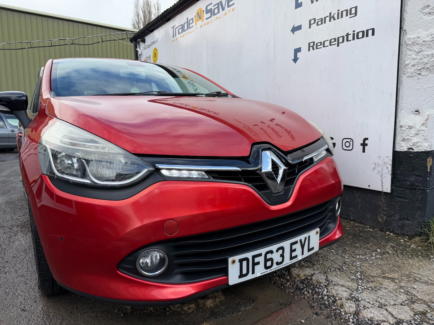Used Renault Clio 2014 for sale - 77517198: Photo 2