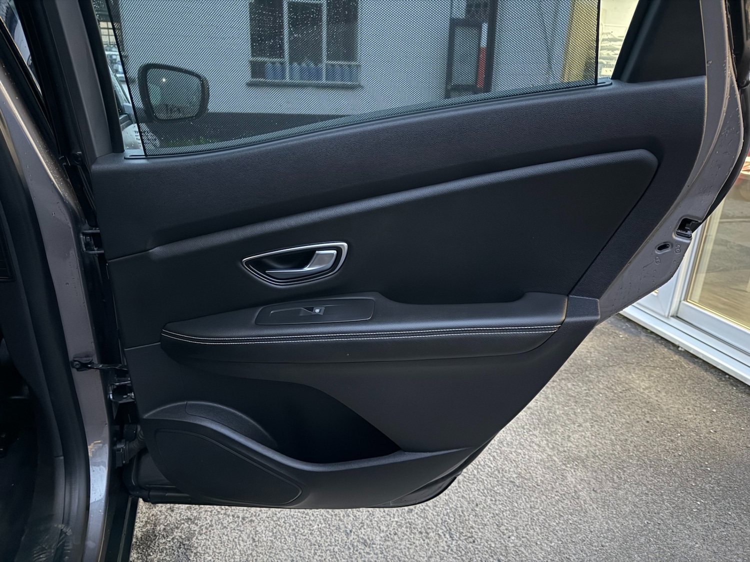 Used Renault Scenic 2017 for sale - 76345142: Photo 20