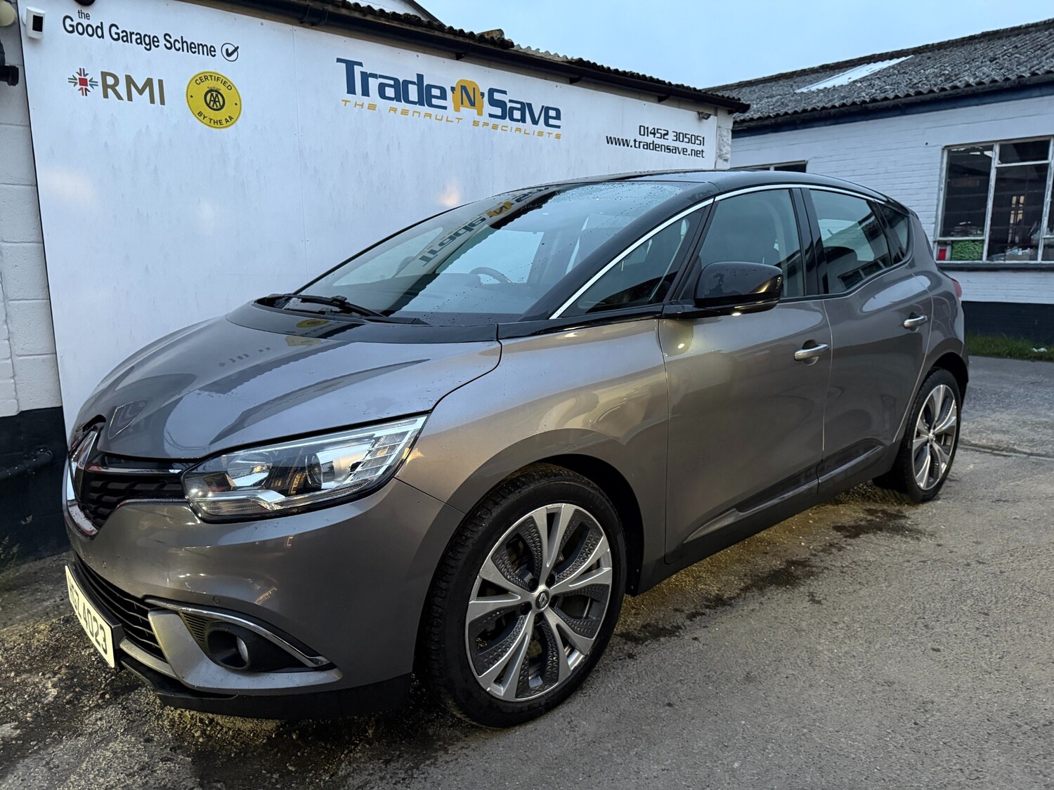 Used Renault Scenic 2017 for sale - 76345142: Photo 5