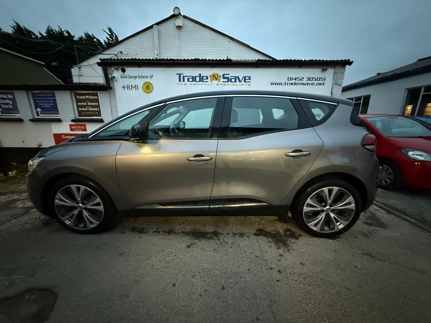 Used Renault Scenic 2017 for sale - 76345142: Photo 6