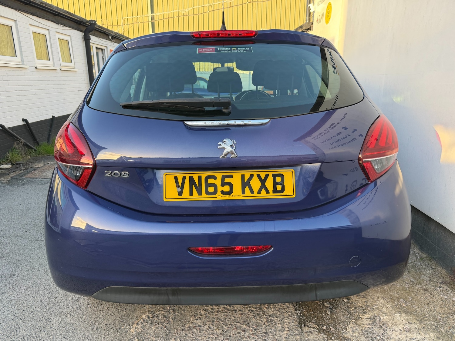 Used Peugeot 208 2015 for sale - 77931734: Photo 11