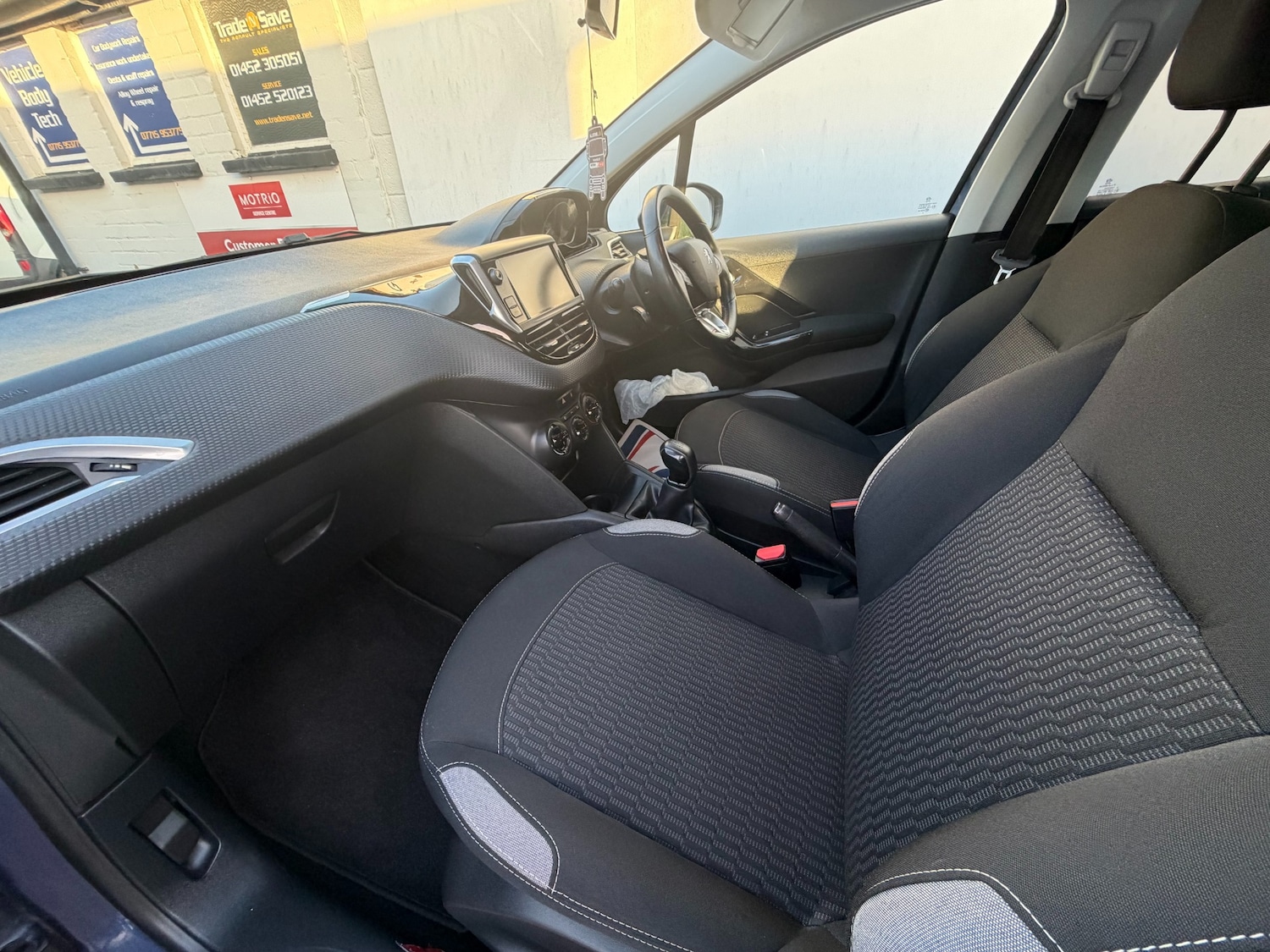 Used Peugeot 208 2015 for sale - 77931734: Photo 16